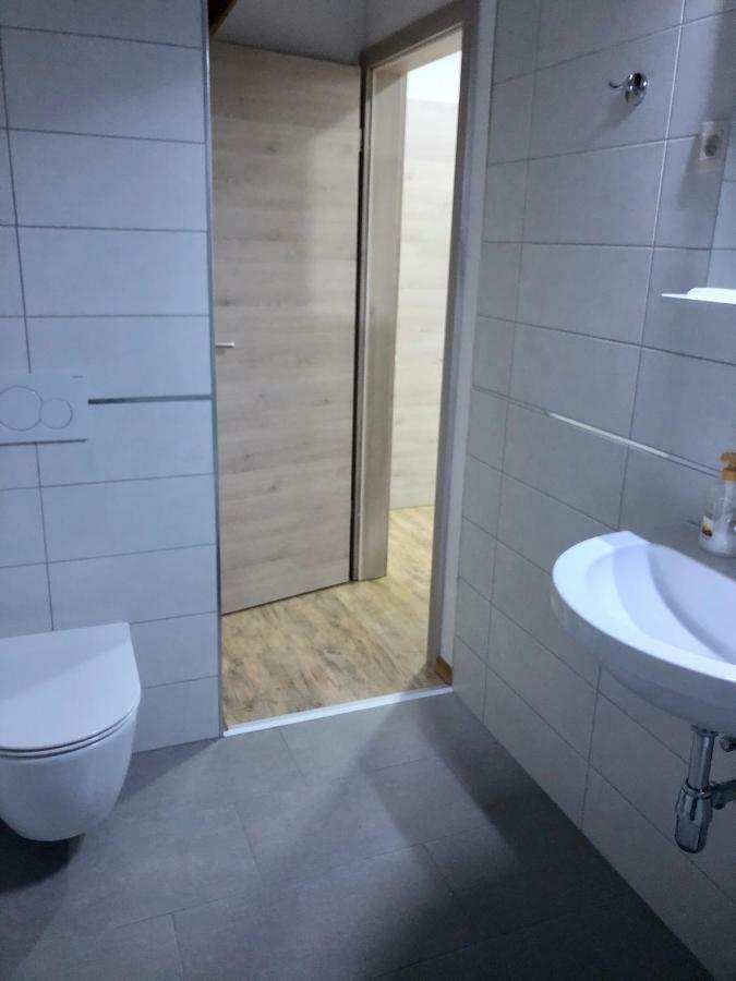 Apartma Linhartov Trg Radovljica Buitenkant foto